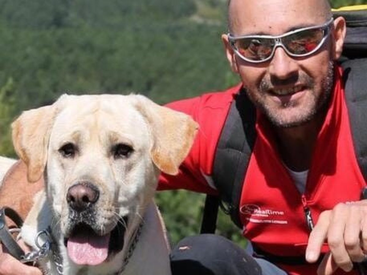 Morto folgorato durante una passeggiata Byron, il caneeroe che cercava